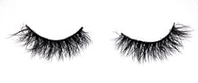 Load image into Gallery viewer, The Classy Lash